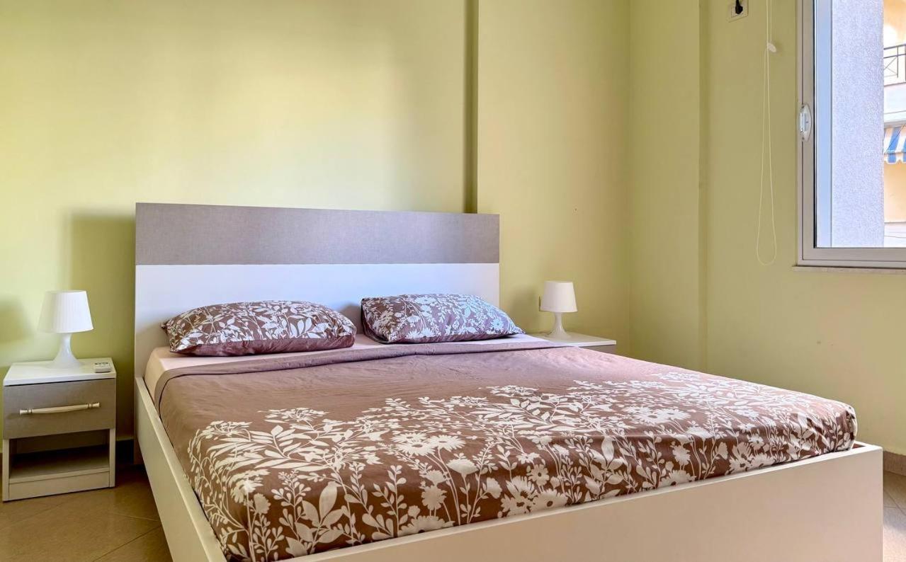 Cozy Sea View Apartment K4 Sarandë Eksteriør bilde