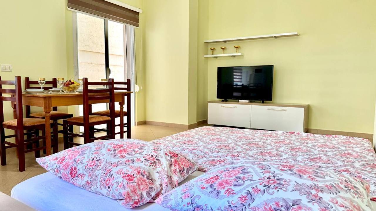 Cozy Sea View Apartment K4 Sarandë Eksteriør bilde