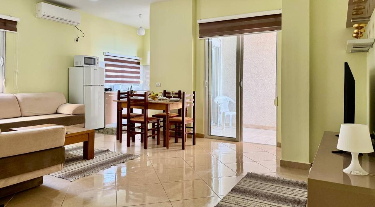 Cozy Sea View Apartment K4 Sarandë Eksteriør bilde